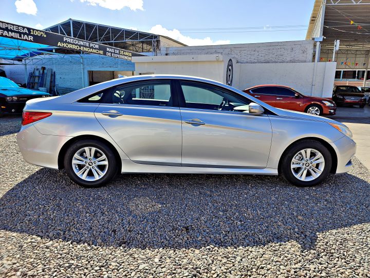 HYUNDAI SONATA SE 2014 PLATA Rosas Automotriz