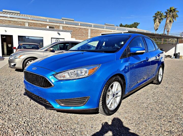 FORD FOCUS SE 2015
