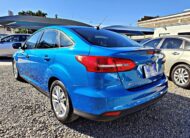 FORD FOCUS SE 2015