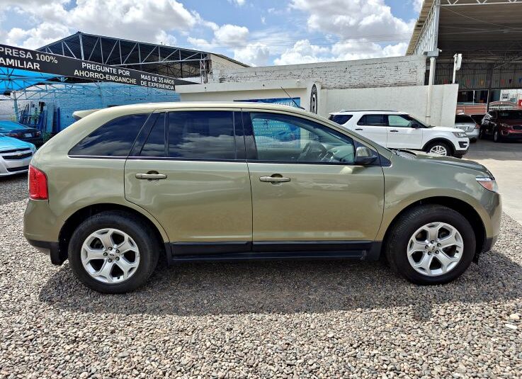 FORD EDGE SEL 2013