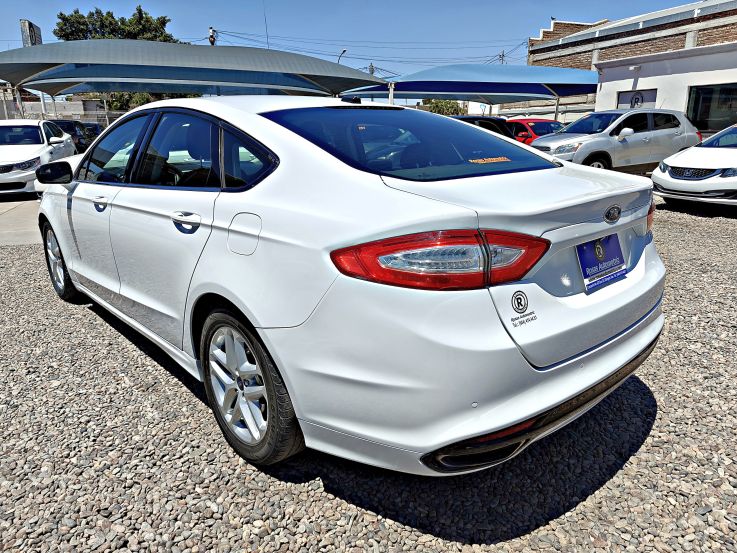 FORD FUSION SE 2016