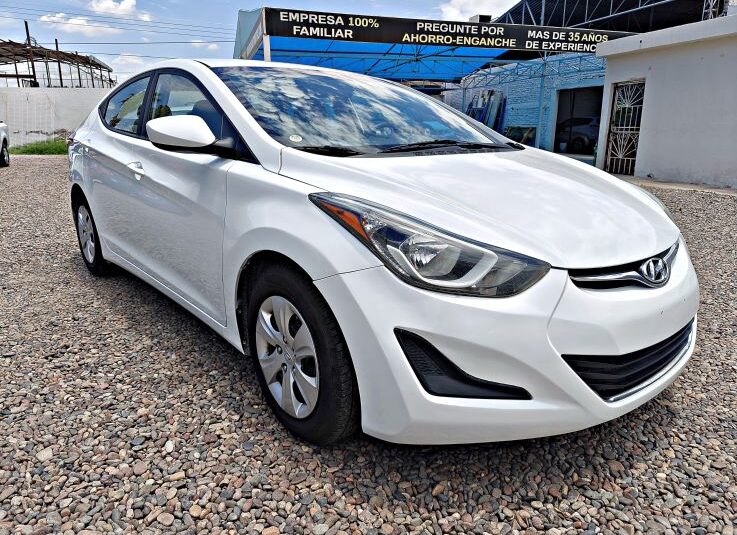 HYUNDAI ELANTRA SE 2016 | Rosas Automotriz