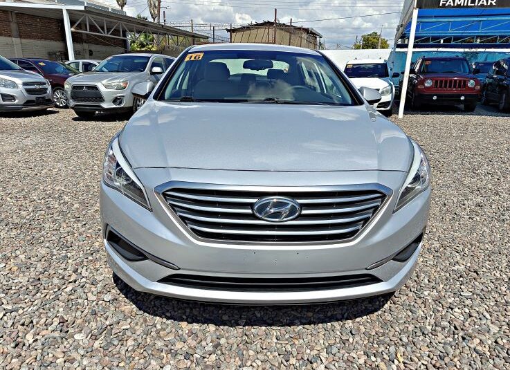 HYUNDAI SONATA SE 2016 PLATA