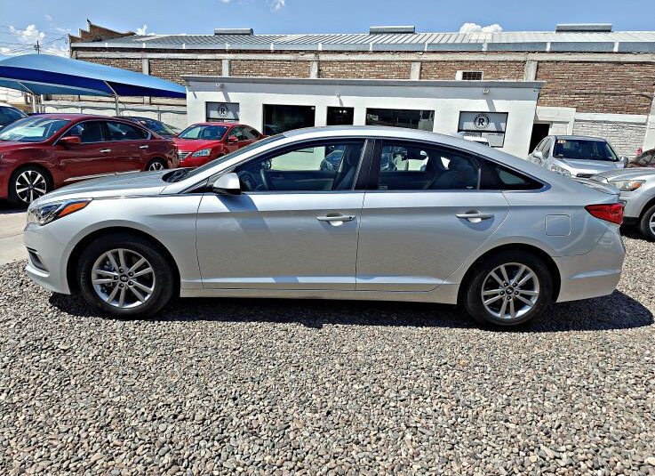 HYUNDAI SONATA SE 2016 PLATA