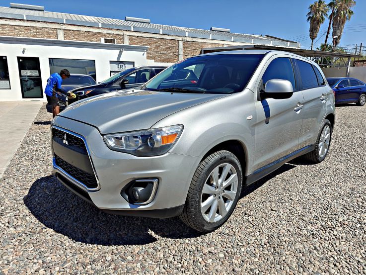 MITSUBISHI OUTLANDER SPORT 2015
