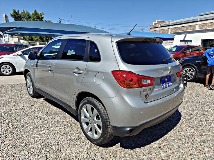 MITSUBISHI OUTLANDER SPORT 2015
