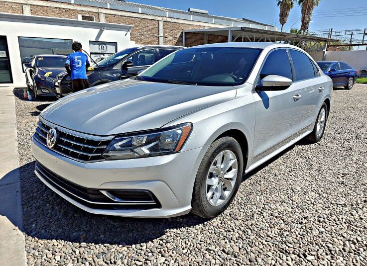 VOLKSWAGEN PASSAT 2016