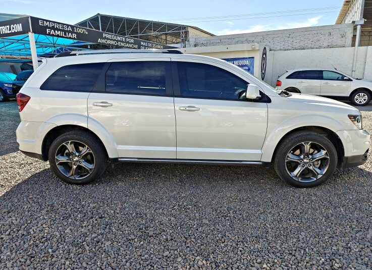 DODGE JOURNEY CROSSROAD 2016