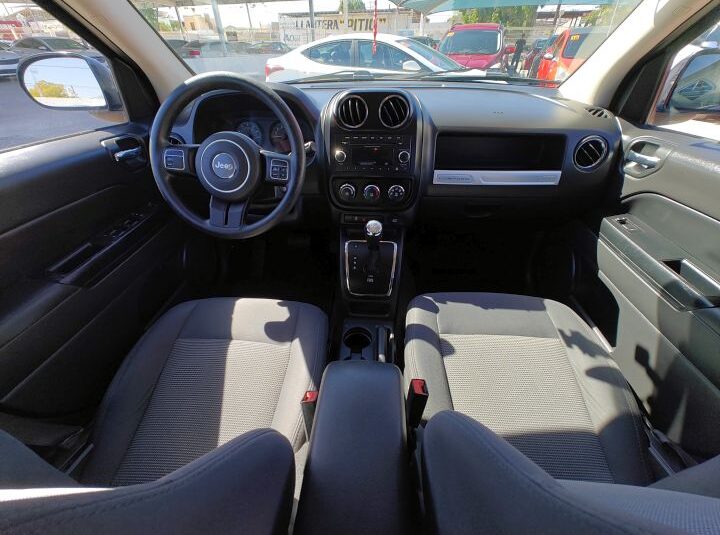 JEEP COMPASS 2015 NEGRA