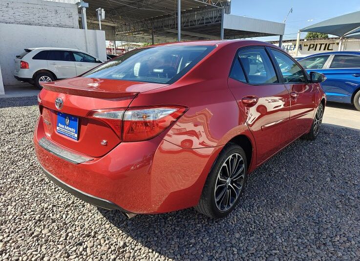 TOYOTA COROLLA S 2015