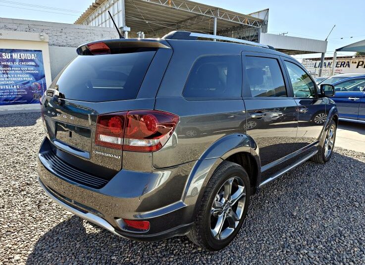 DODGE JOURNEY CROSSROAD 2016 GRIS