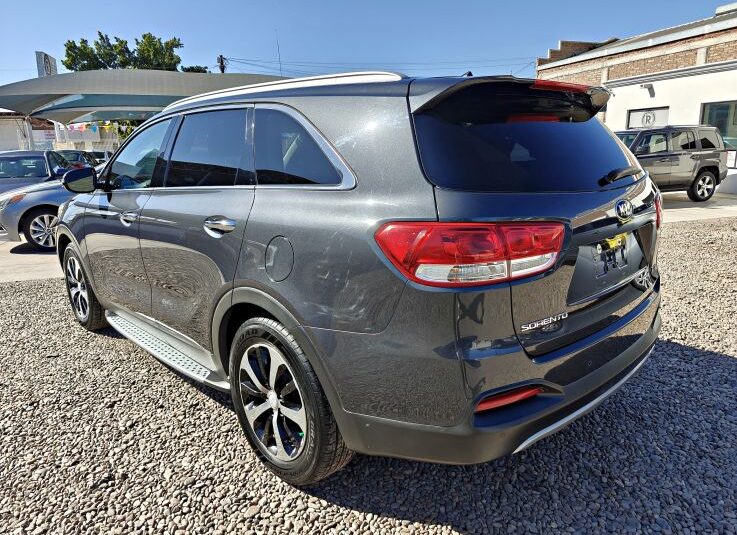 KIA SORENTO EX 2018