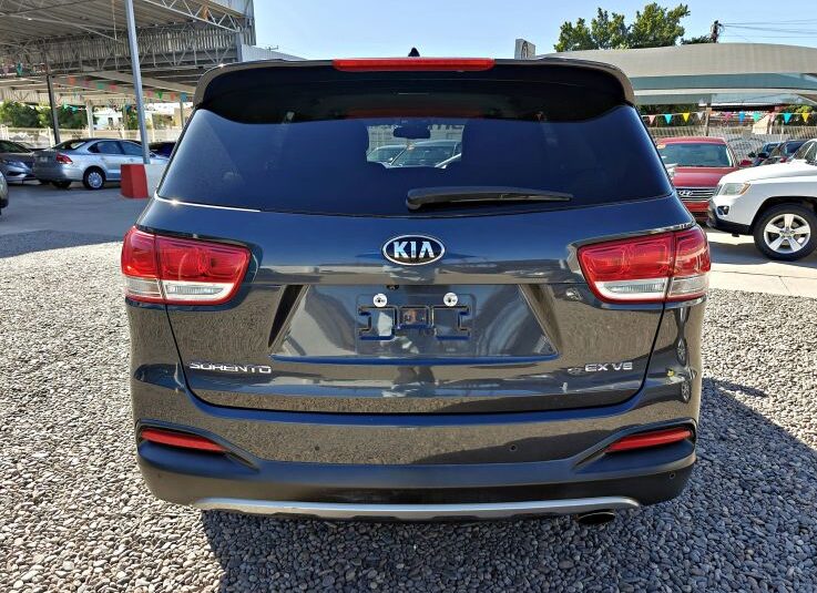 KIA SORENTO EX 2018