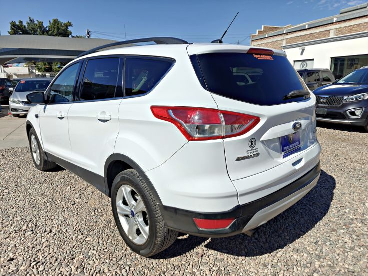 FORD ESCAPE SE 2016