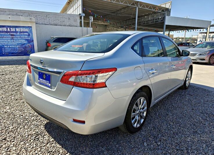 NISSAN SENTRA SV 2015 PLATA