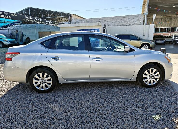 NISSAN SENTRA SV 2015 PLATA