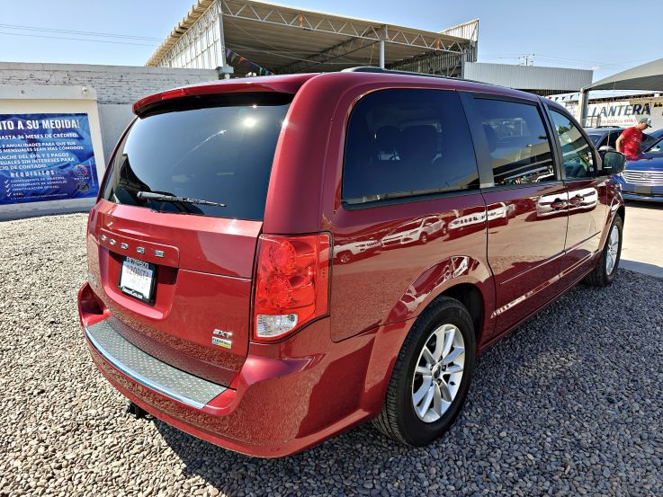 DODGE GRAND CARAVAN SXT 2016
