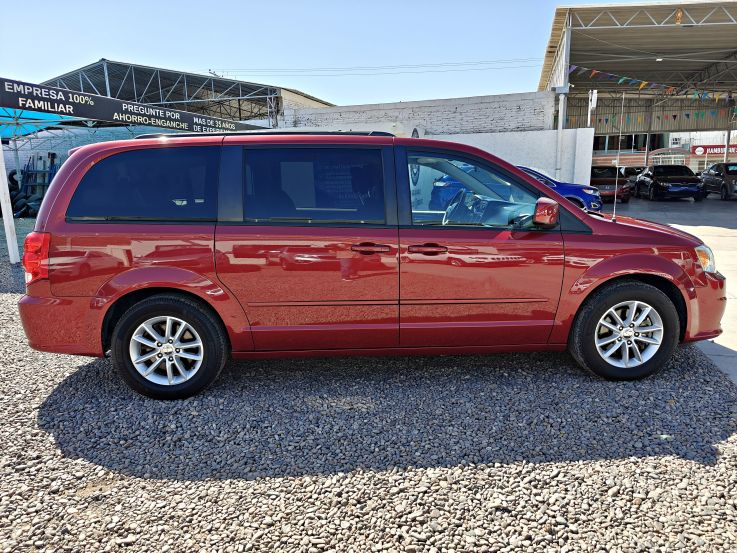 DODGE GRAND CARAVAN SXT 2016