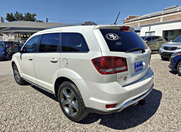 DODGE JOURNEY CROSSROAD 2017