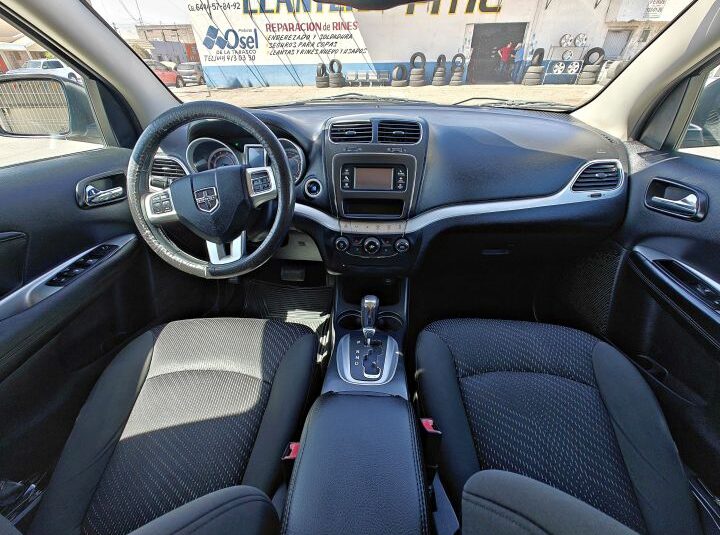 DODGE JOURNEY SXT 2012