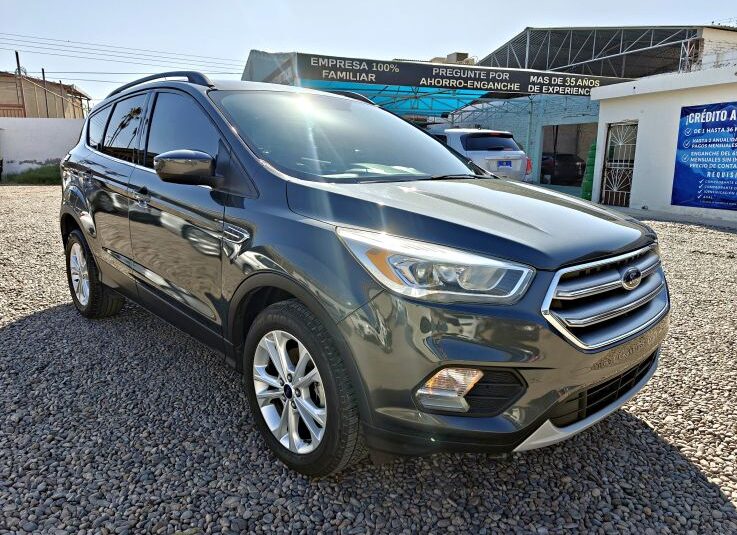 FORD ESCAPE SE 2017 | Rosas Automotriz