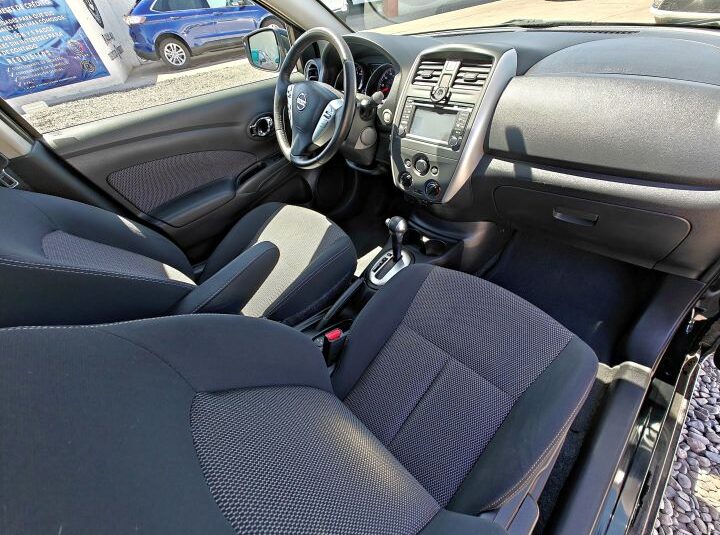 NISSAN VERSA SV 2016
