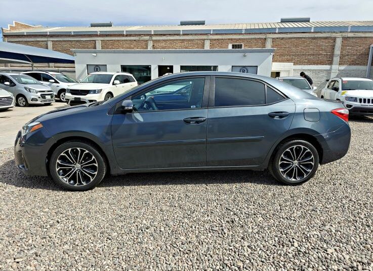TOYOTA COROLLA S 2016