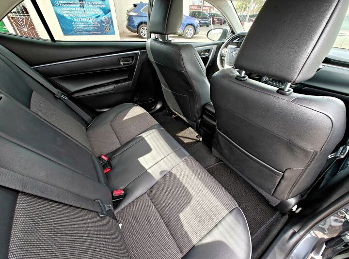 TOYOTA COROLLA S 2016