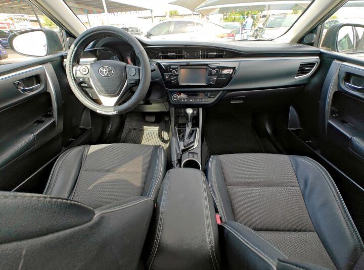 TOYOTA COROLLA S 2016