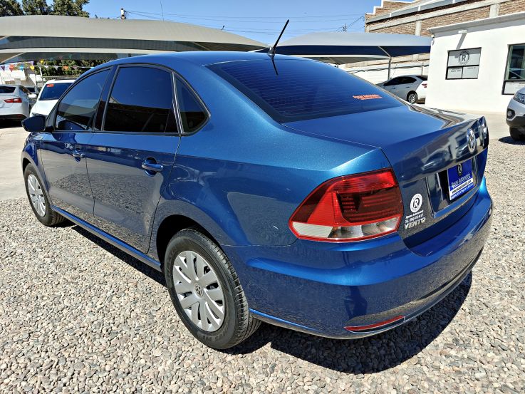 VOLKSWAGEN VENTO 2017