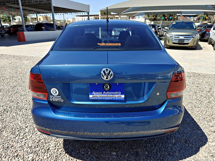 VOLKSWAGEN VENTO 2017