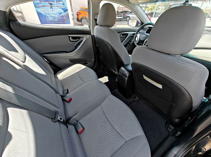 HYUNDAI ELANTRA SE 2016