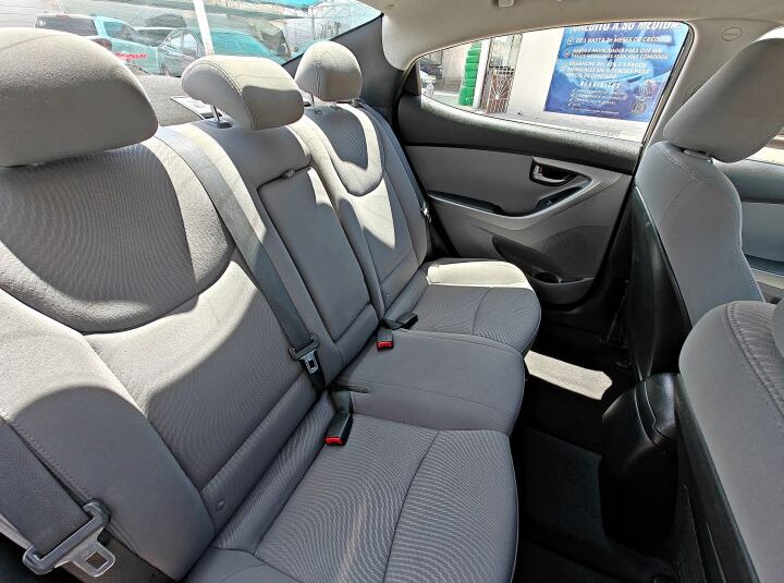 HYUNDAI ELANTRA SE 2016