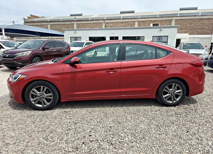HYUNDAI ELANTRA SE 2017