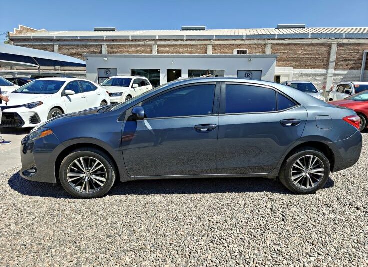 TOYOTA COROLLA LE 2017 GRIS