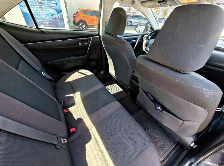 TOYOTA COROLLA LE 2017 GRIS