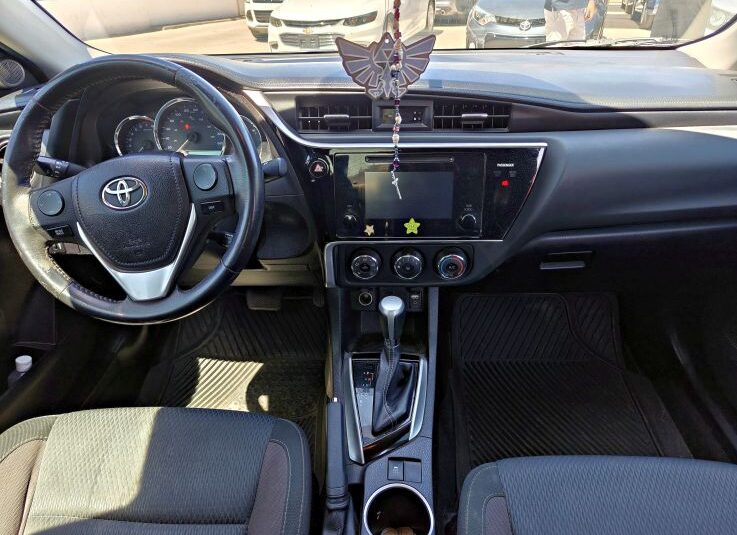 TOYOTA COROLLA LE 2017 GRIS