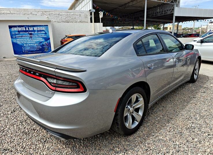 DODGE CHARGER SXT 2016