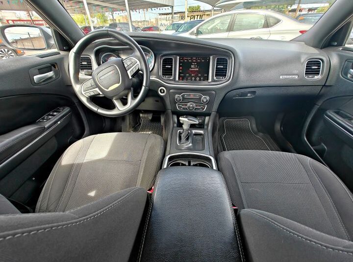 DODGE CHARGER SXT 2016