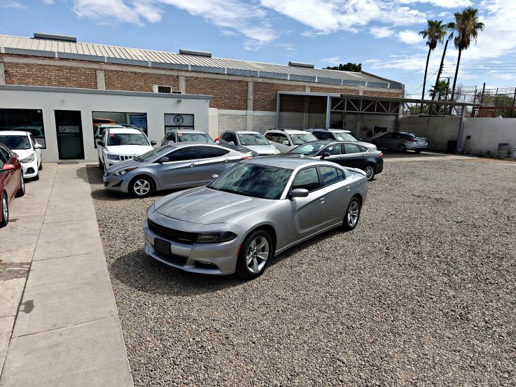 DODGE CHARGER SXT 2016