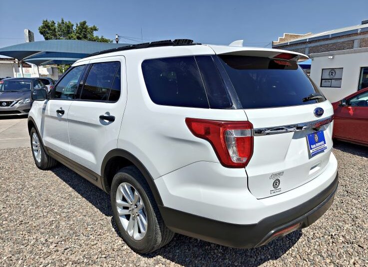 FORD EXPLORER XLT 2017