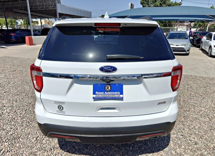 FORD EXPLORER XLT 2017