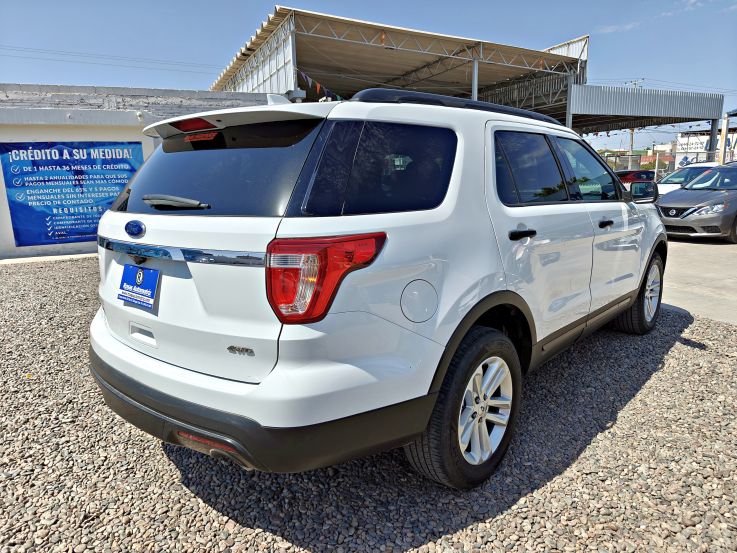 FORD EXPLORER XLT 2017