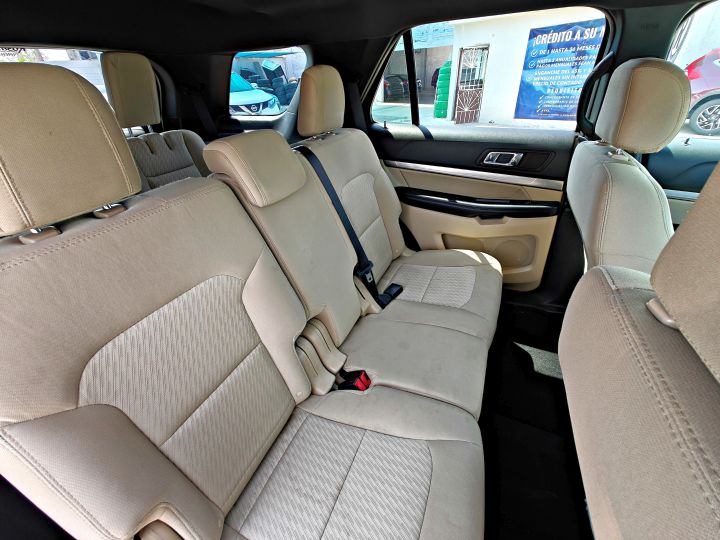 FORD EXPLORER XLT 2017