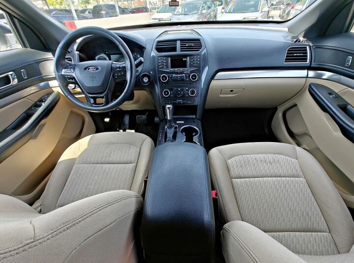 FORD EXPLORER XLT 2017