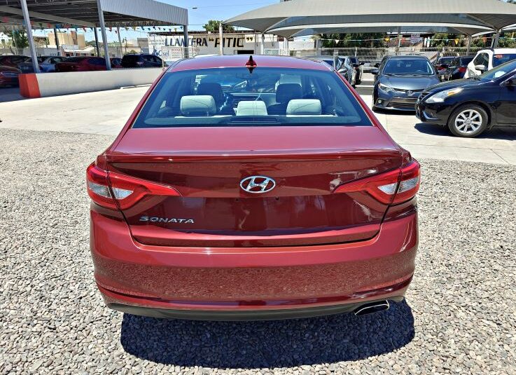 HYUNDAI SONATA SE 2016