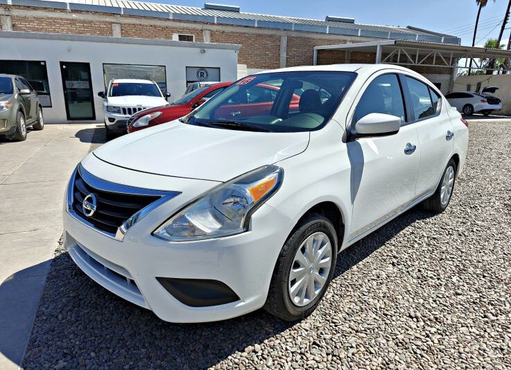 NISSAN VERSA SV 2016 BLANCO
