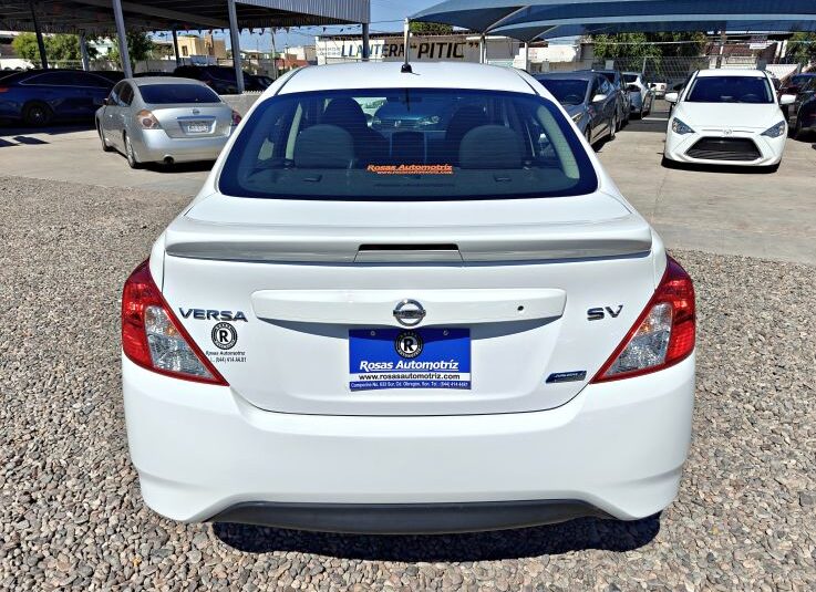 NISSAN VERSA SV 2016 BLANCO