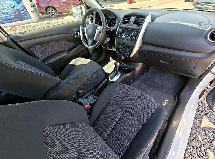 NISSAN VERSA SV 2016 BLANCO
