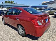 NISSAN VERSA SV 2016 ROJO